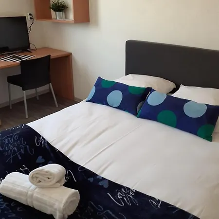 Gsa Residence Nice Port מלון דירות